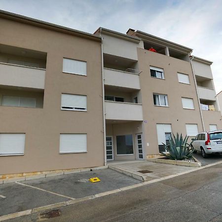 Apartman Reno Zára Kültér fotó